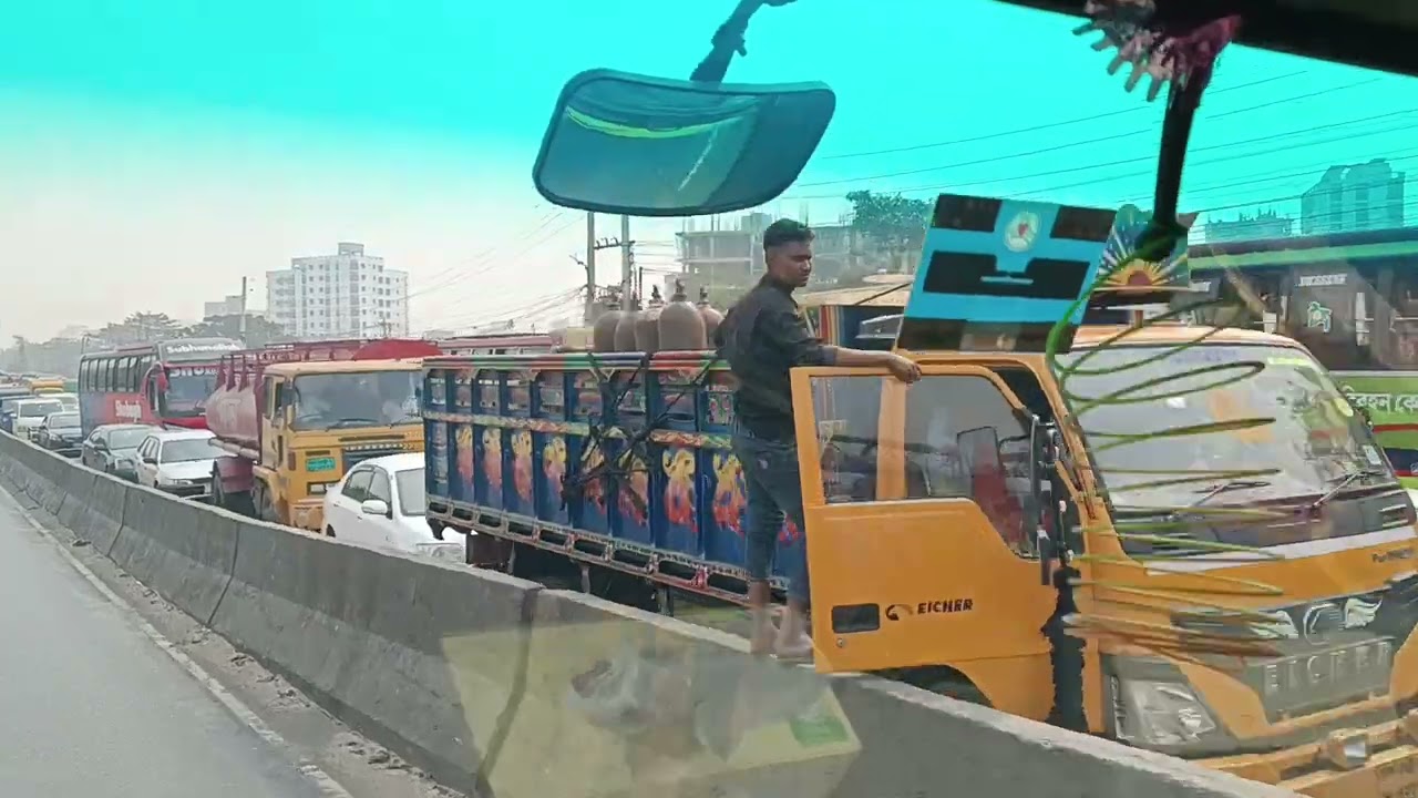 ঢাকা চিটাগাং রোড,  রায়েরবাগ,  আন্দোলন চলছে,  রাস্তা বন্ধ,  ১\২\২৬
