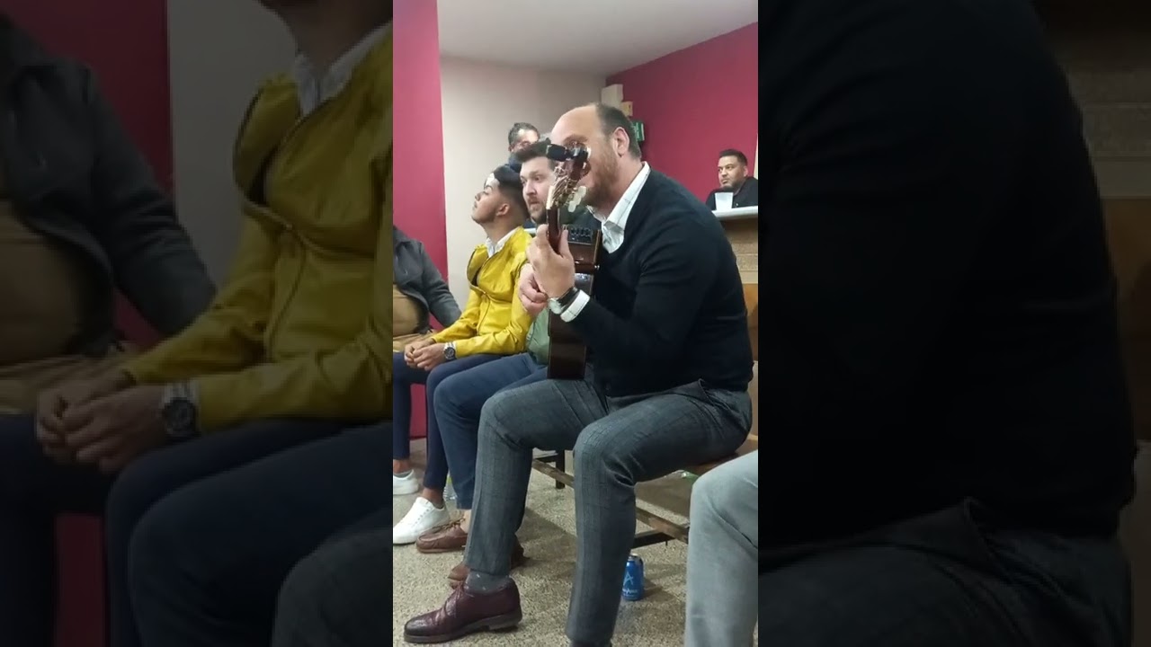 Lucas de Badajoz, adorando...