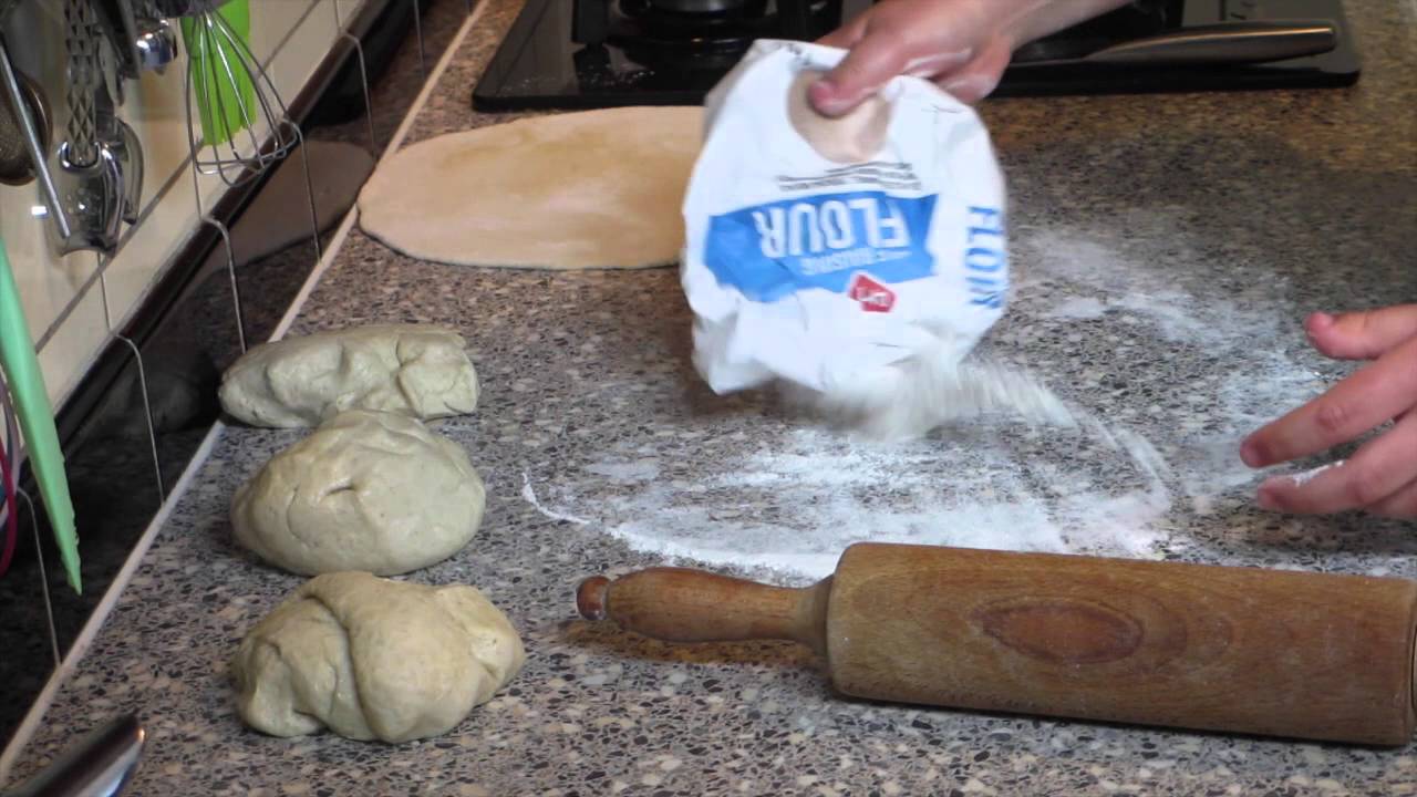 Pizza met havermout en griesmeel