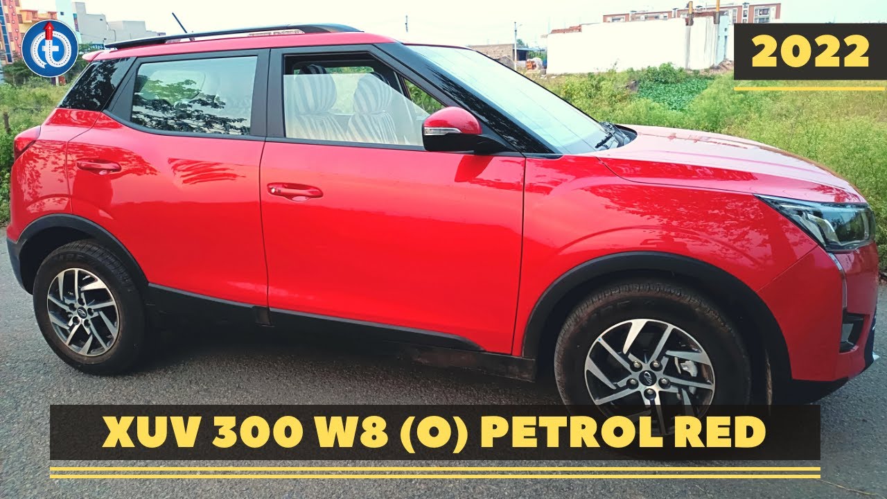 Mahindra XUV 300 W8 Optional 2022 Red Color Dual Tone Detailed Level Review and Walkthrough