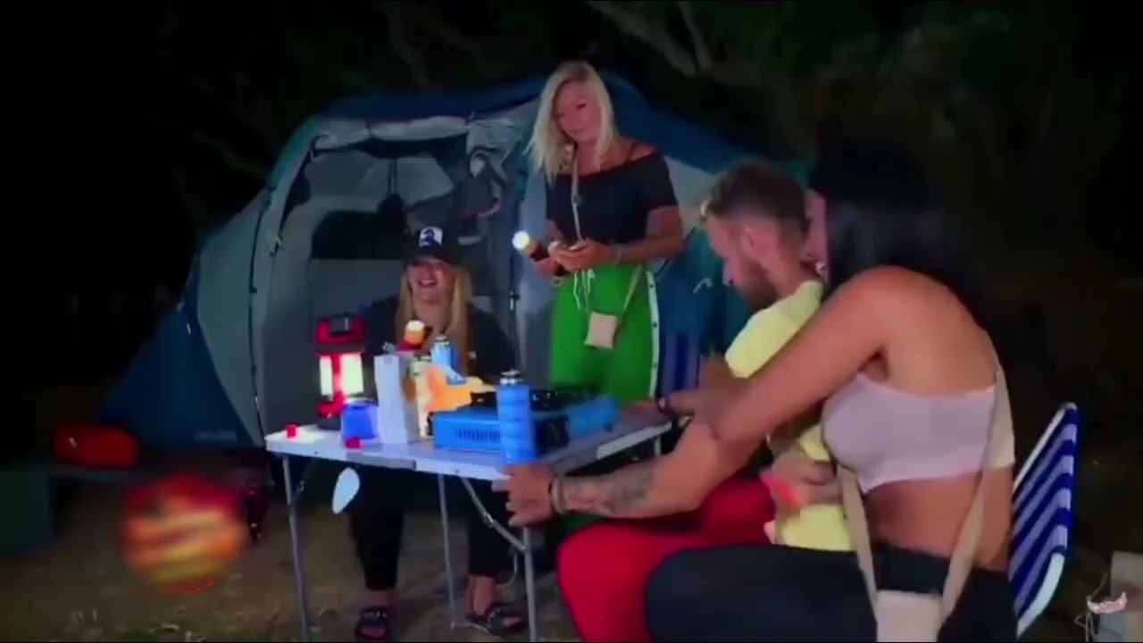 LEANA DES ANGES ET YOANN TOMBE DE LA CHAISE HILARANT