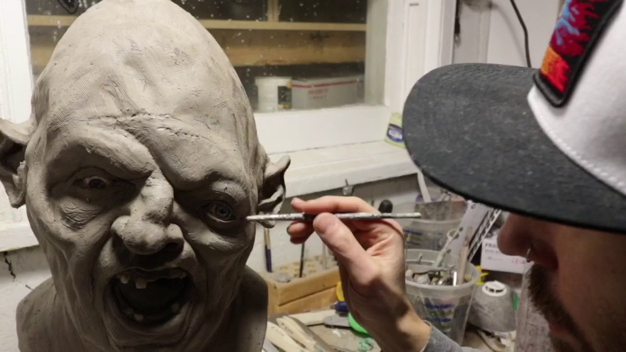 Quick little wed clay sculpting video water clay. Sloth The Goonies