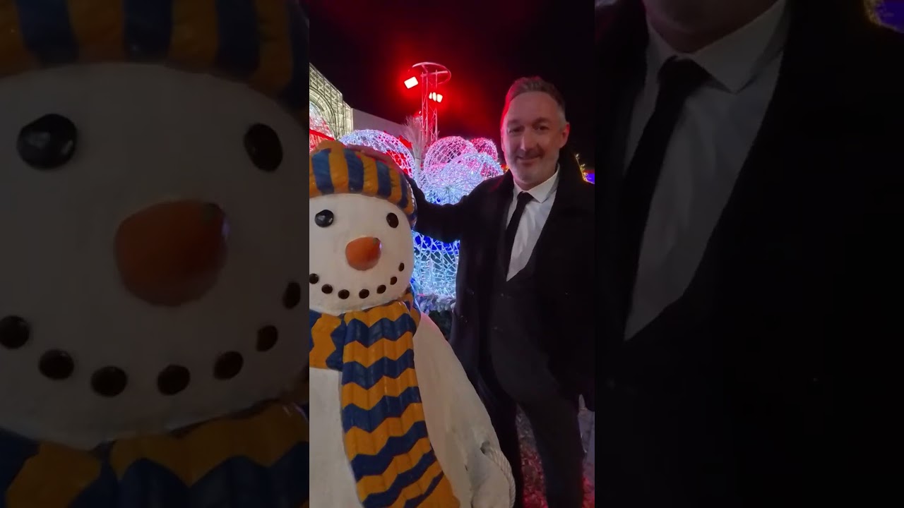 RETRONIC & MARCUS HARTJE - Santa Baby