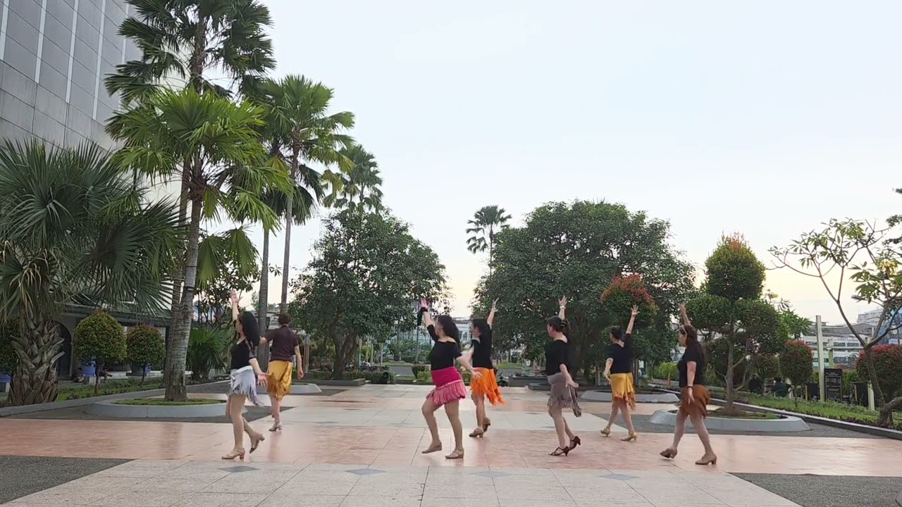 MAJI MAJI - Line Dance Kamisah & Friends