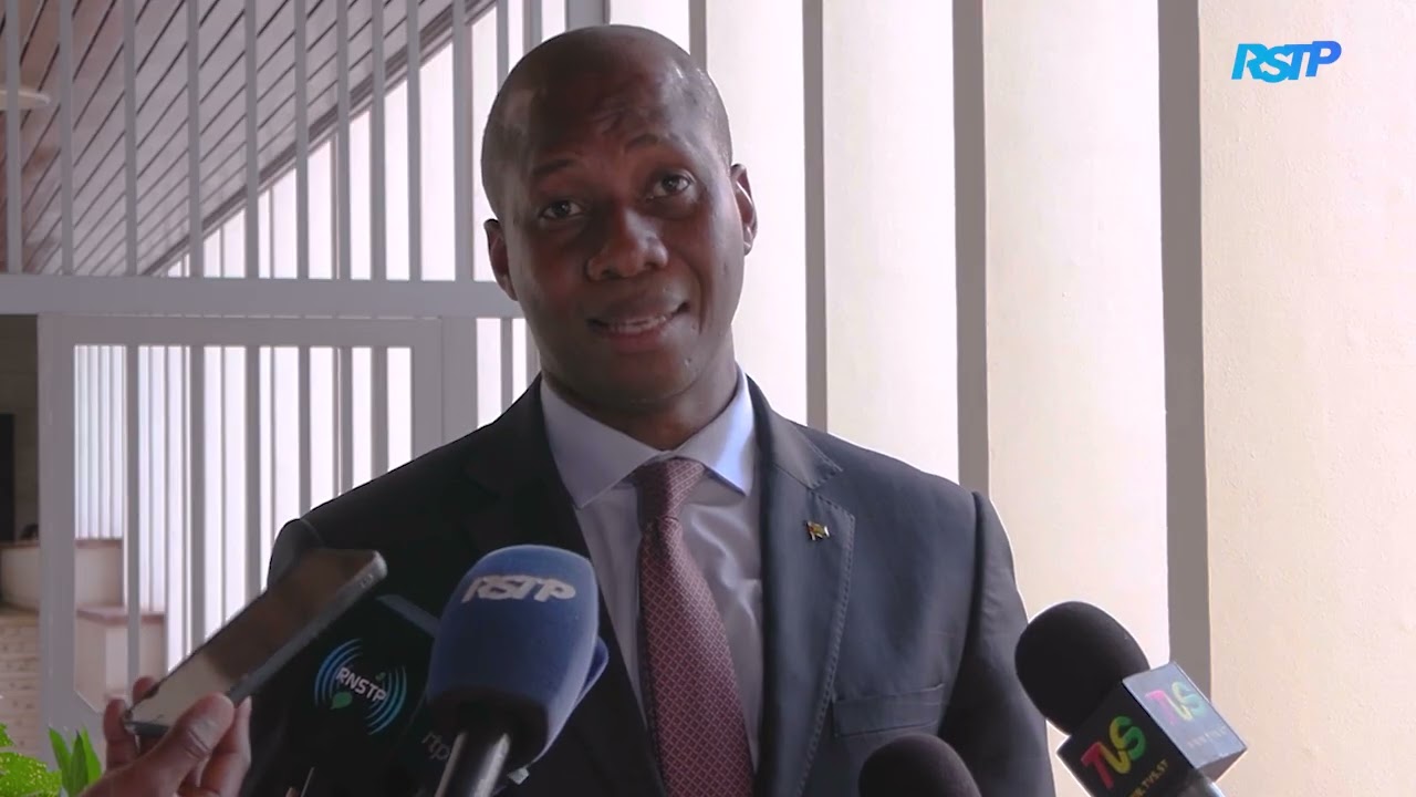 Governo entrega proposta de OGE de 2026 avaliado em 233 ME