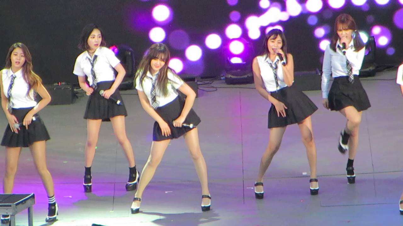 [fancam] 160507 AOA - 짧은 치마 (Miniskirt) @ KMF 2016 Hollywood Bowl