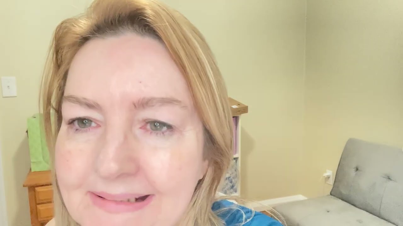 Temu Blur Stick vs Wet and wild primer.. oh! Contest Announcement 📢 💄 50+ Mature Drooping Skin