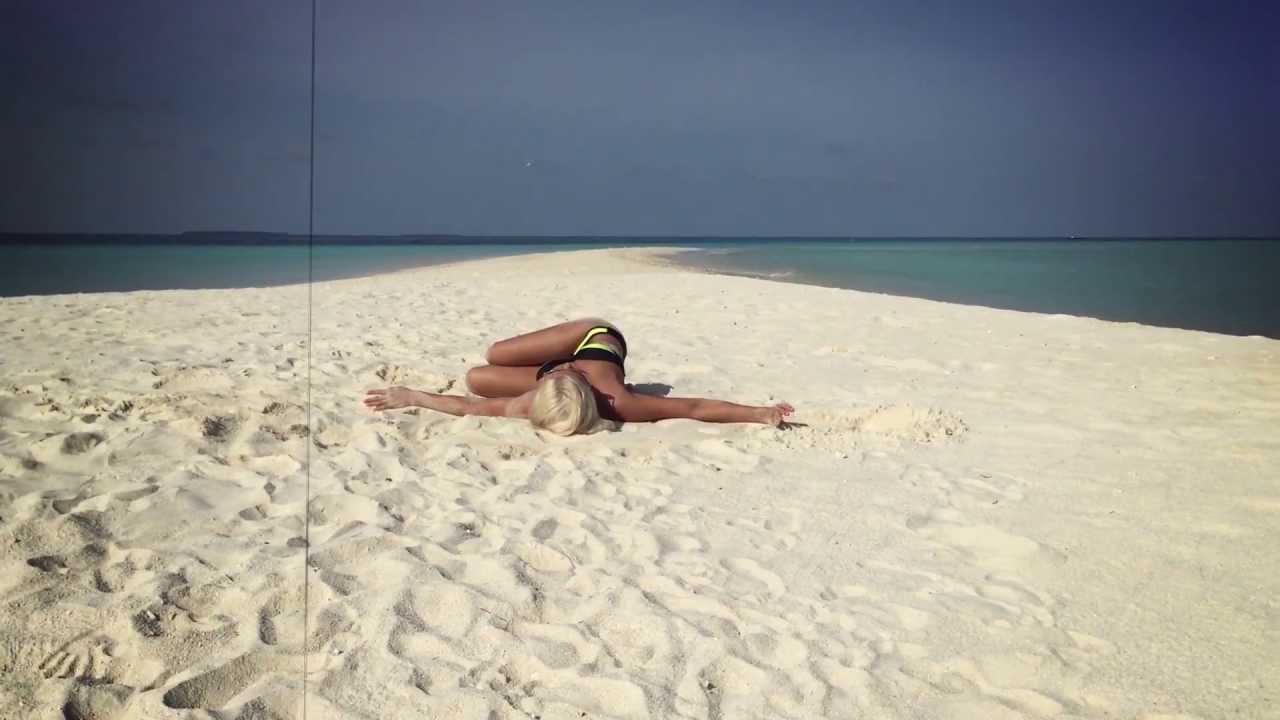 Yeva Shiyanova | Video Greetings from Maldives | 2015