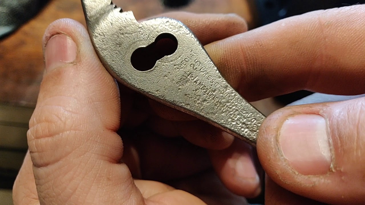 Vintage Pliers Restoration