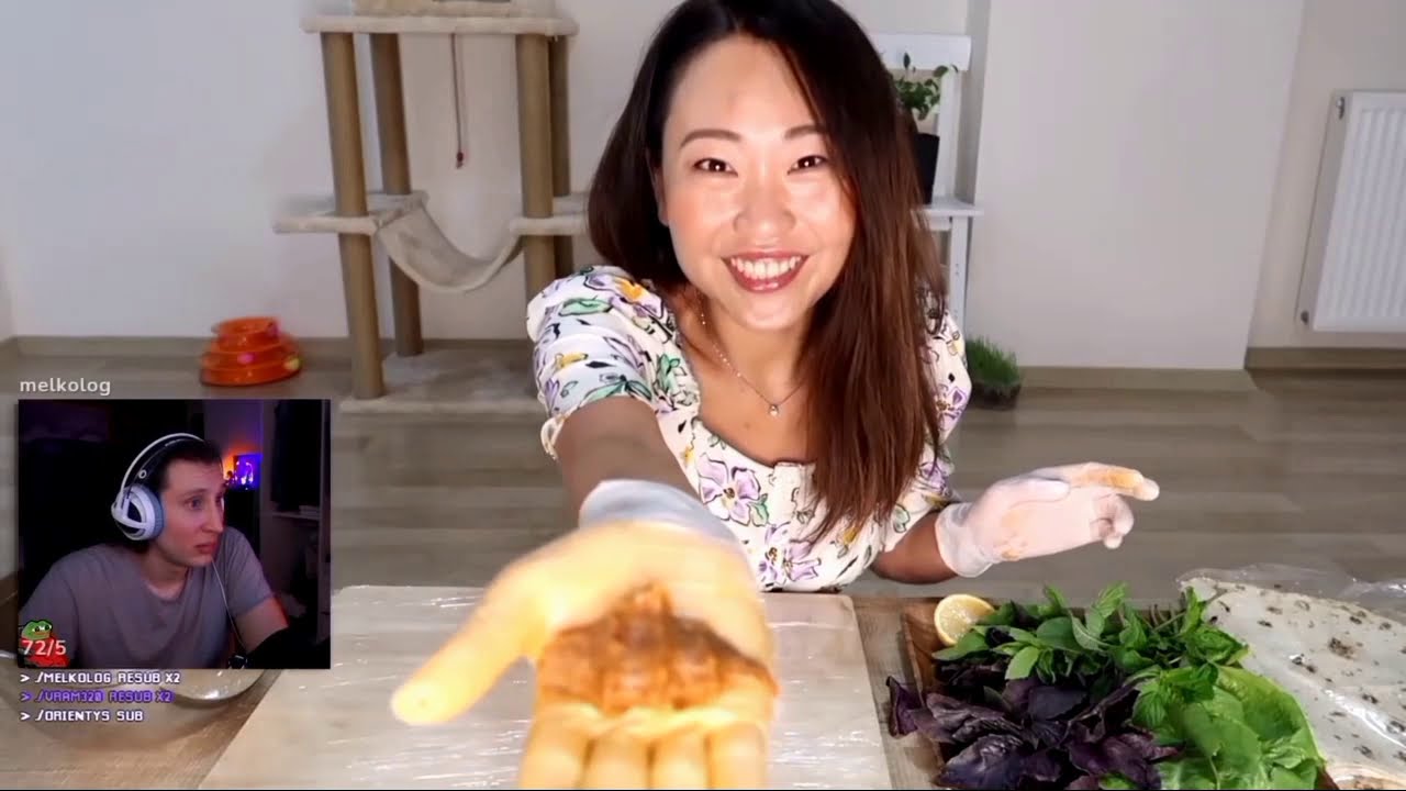 KAANFLIX Çiğ Köfte Yapan Japon İzliyor