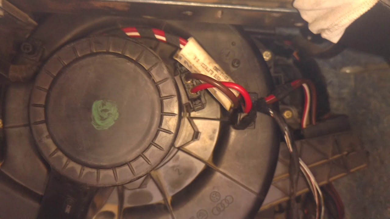 Como Remover o Servo Motor do Ar Condicionado do Polo