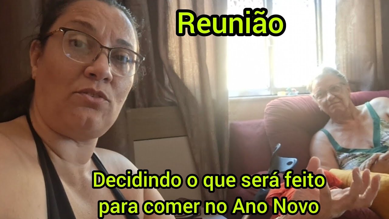 Reuni&atilde;o para decidir o que ser&aacute; feito para comer no Ano Novo