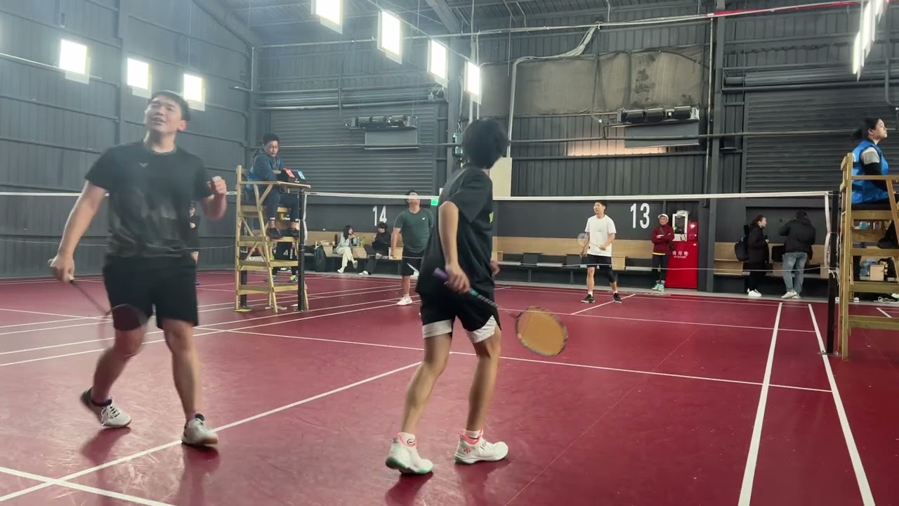 【中進階男雙】2025.01.19  Mark 亦宸 VS  輝   軒(校隊妹妹 ）| 又被血洗 | 板橋羽球館 | 會內賽＃羽球＃雙打 #男雙 ＃板橋羽球館
