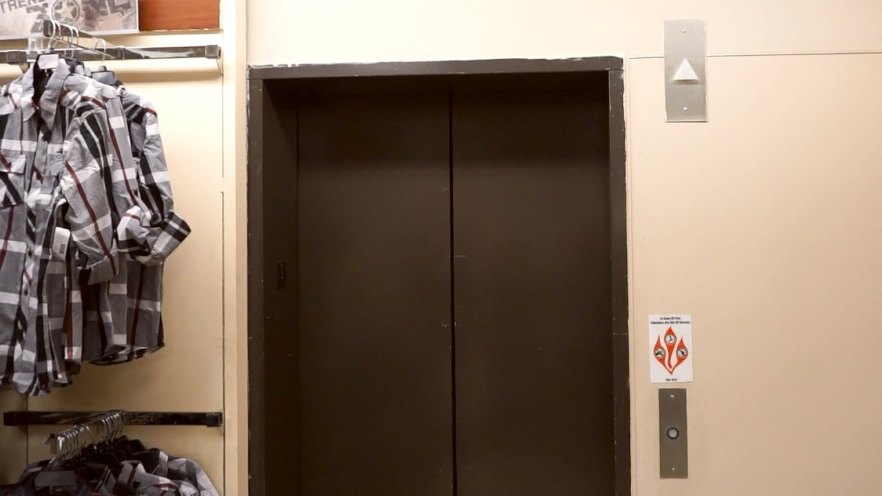 1985 Westinghouse hydraulic elevator + Schindler escalators @ Sears, Valley View Mall, Roanoke, VA