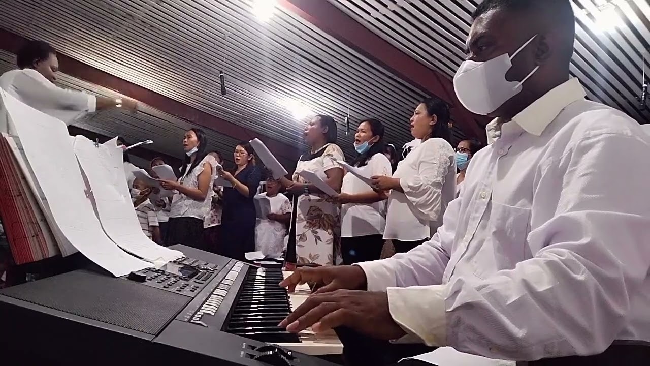 KAMULAH SAHABAT-SAHABATKU | MB 403