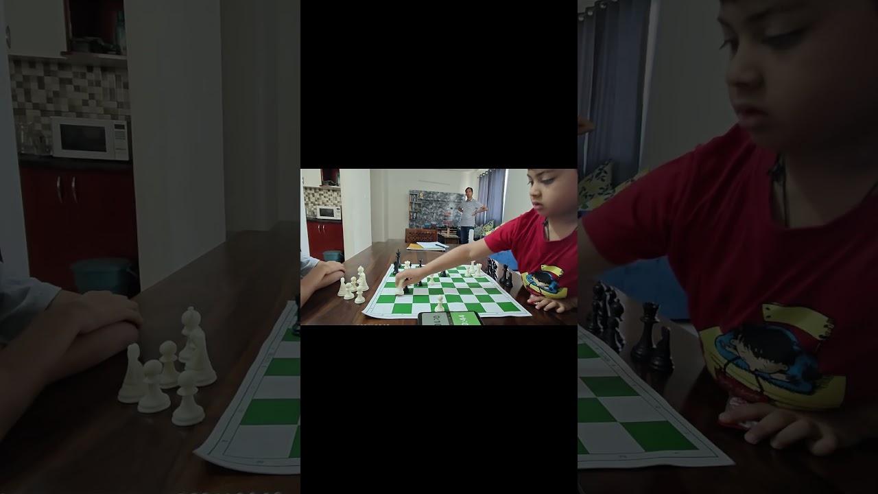 Battle of two 6 year olds| Kids playing chess 