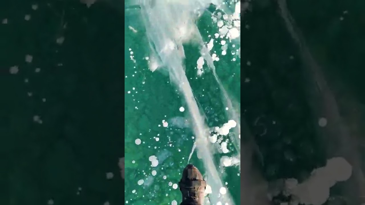 Walking across a frozen lake&nbsp;in Canada 🚶🏻❄️