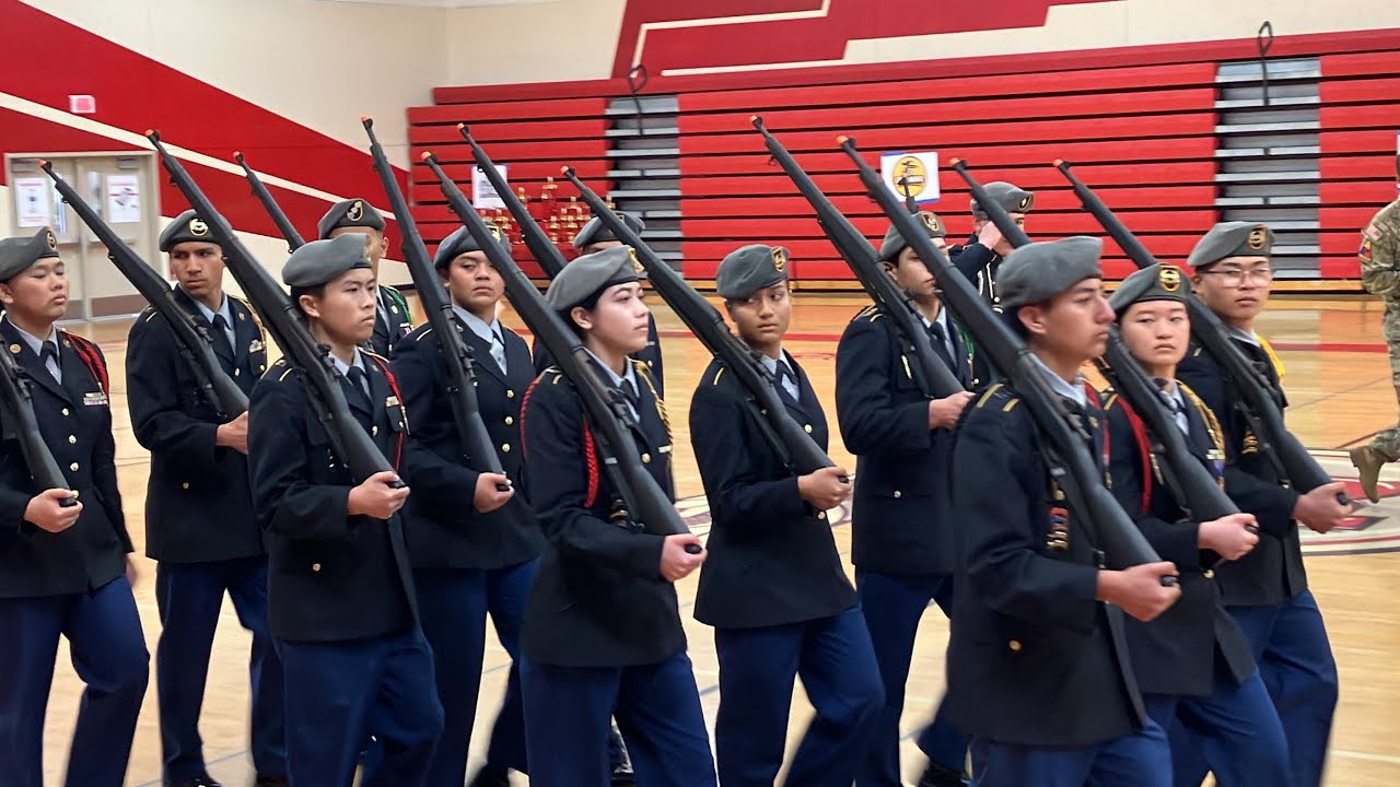 Соревнования по строевой подготовке JROTC WRHS в Рипоне, март 2024 г.