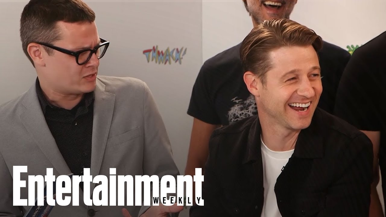 Gotham's Ben Mckenzie Teases Gordon's Dark Path In Season 4 | SDCC 2017 | Entertainment Weekly
