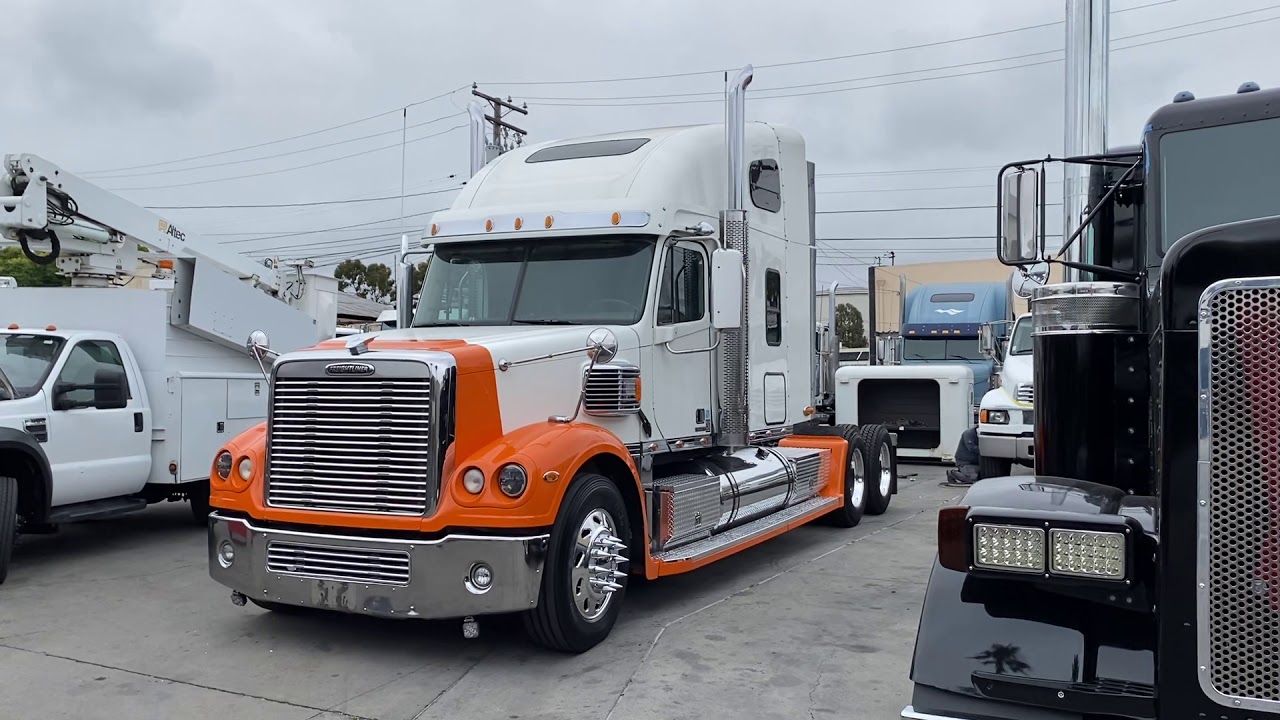 2007 Freightliner Coronado*** THIS TRUCK HAS BEEN SOLD, DO NOT SEND ANYONE MONEY FOR IT!!!***