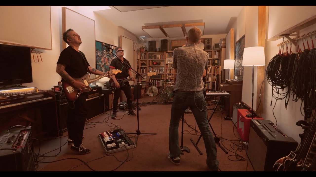 Embusteros - V&eacute;rtigo Live Sessions