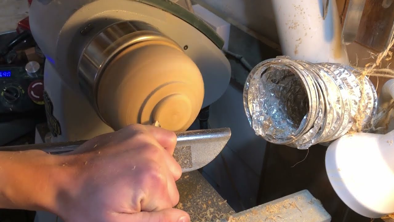 Woodturning - Re Turning a Rough Turned Bowl