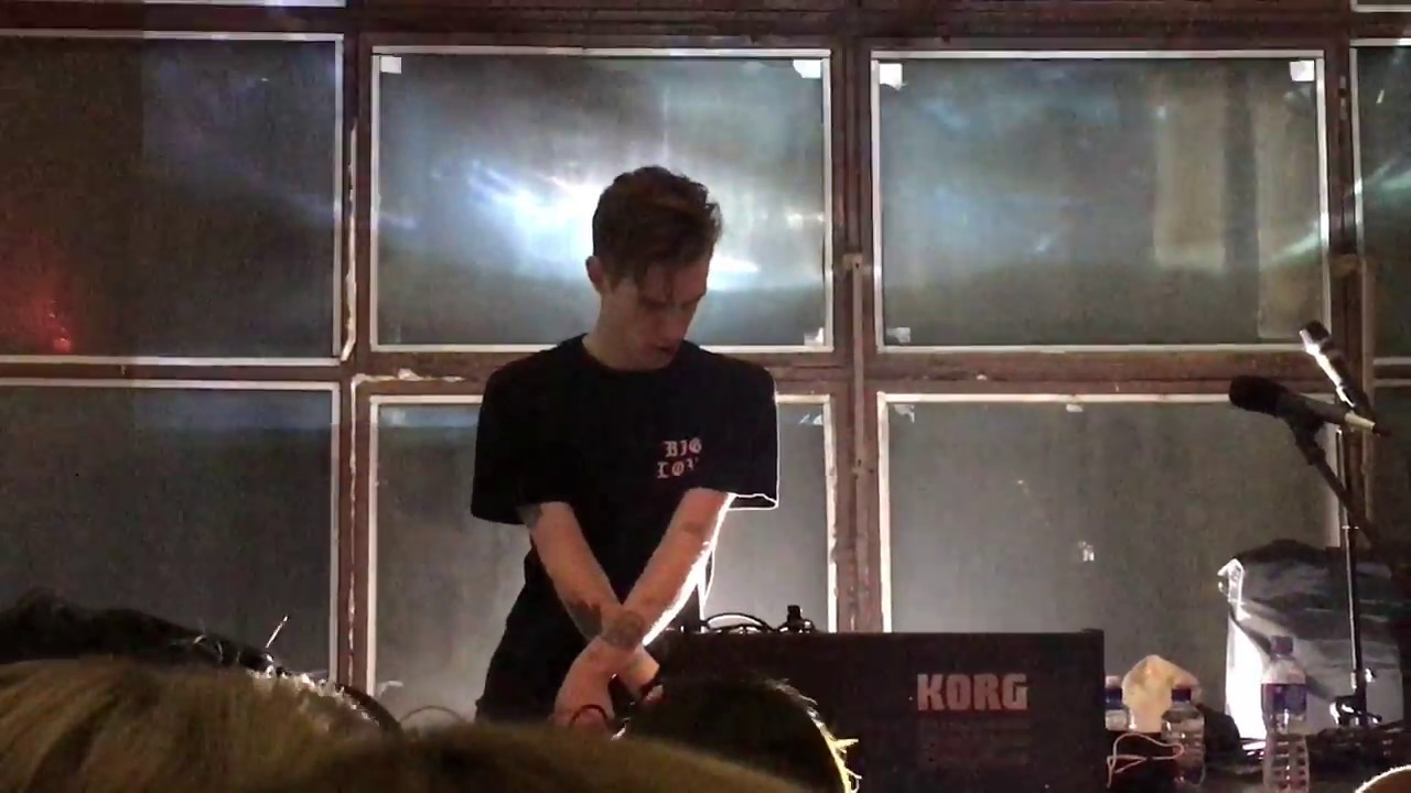 Croatian Amor [live @ pluton, moscow, november 18 2017]