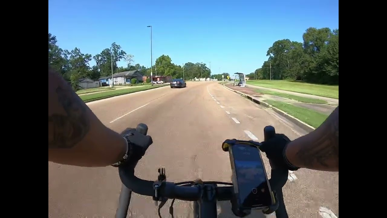 Cycling downtown to west Jackson