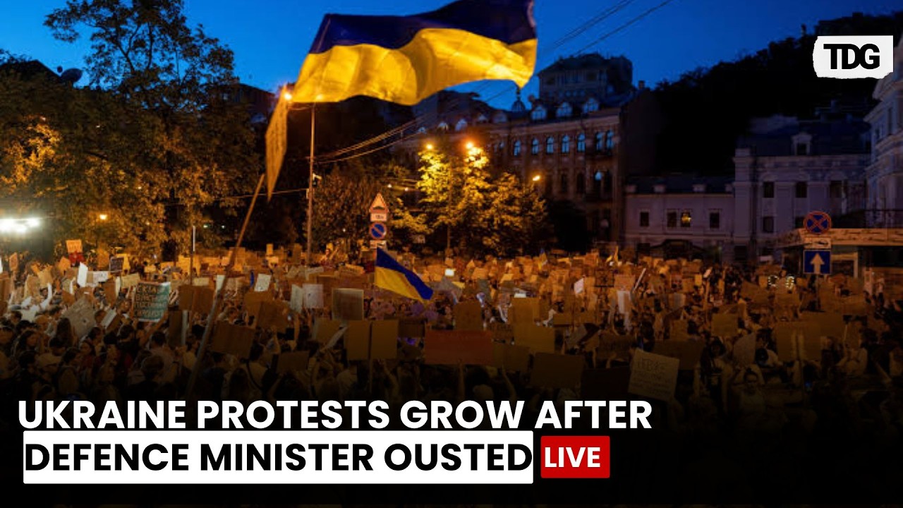 WATCH | Ukrainians Rally For Ousted Defence Minister | Political Crisis Deepens In Ukraine | LIVE