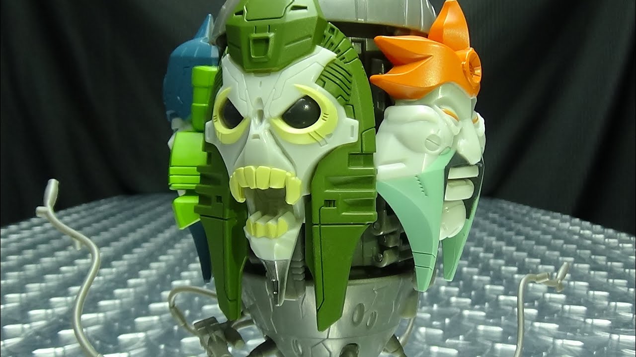Earthrise Voyager QUINTESSON JUDGE: EmGo's Transformers Reviews N' Stuff