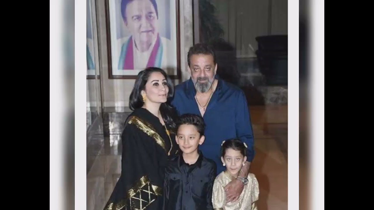 Sanjay Dutt❤ family pic