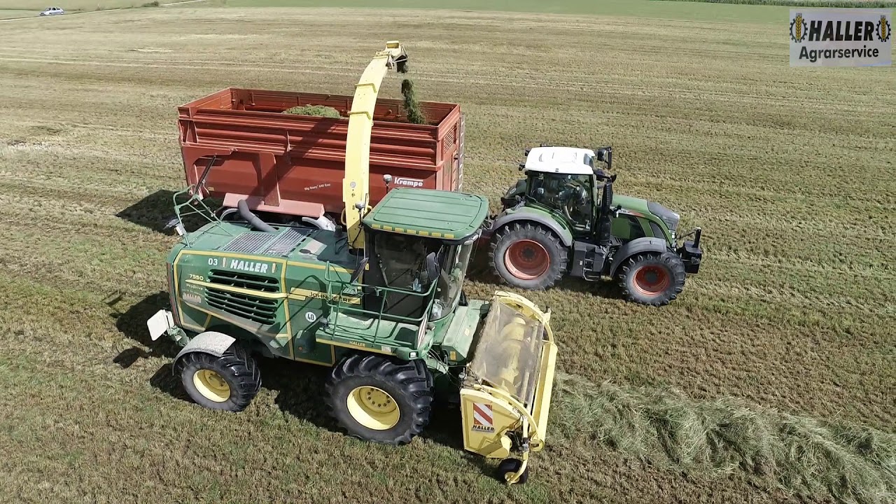 Haller Agrarservice, Gras häckseln mit John Deere 7550