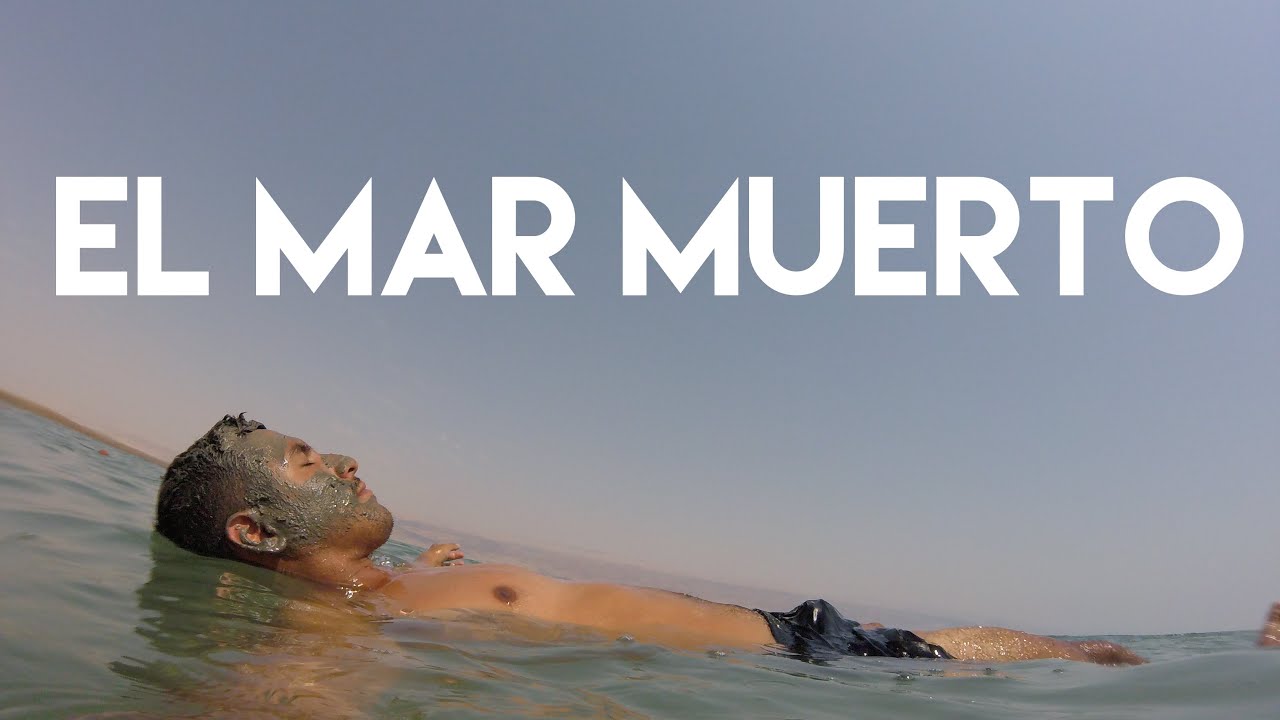 Flotando en el increíble Mar Muerto - Israel