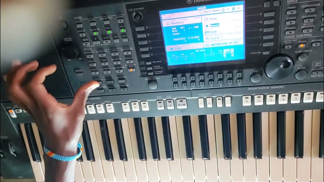 #umukunga 🎹🎹🎹 IGAGUCURAIGISIRIMBA GUCURANGA UMUKUNGA BASS SHA MUGISIRIMBA 