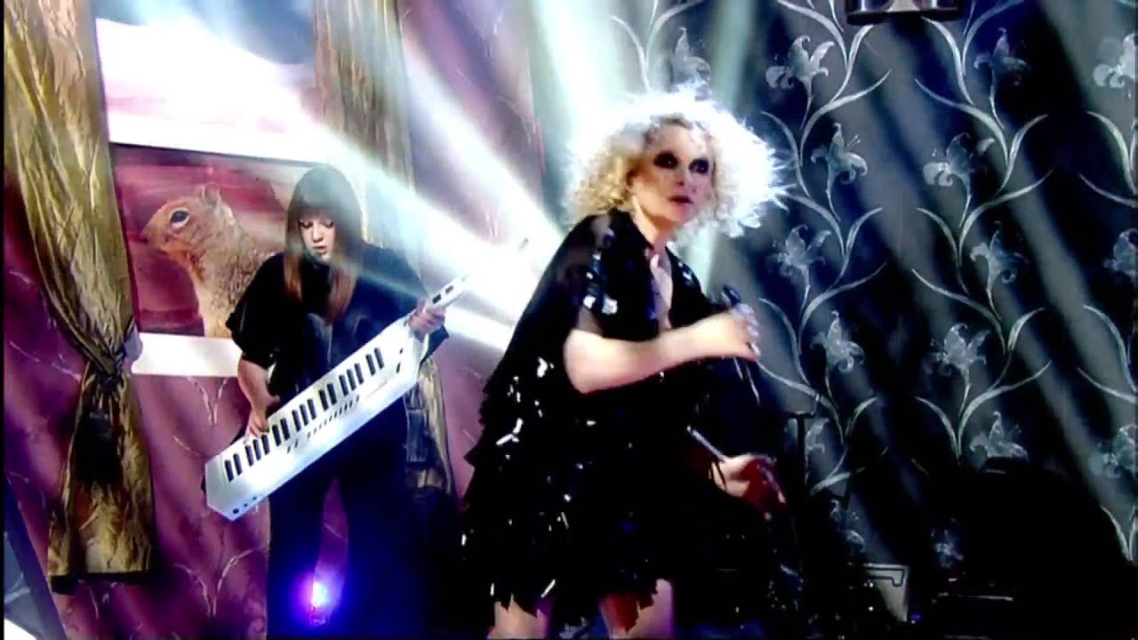 Goldfrapp - Believer - Alan Carr: Chatty man (HD/1080p).