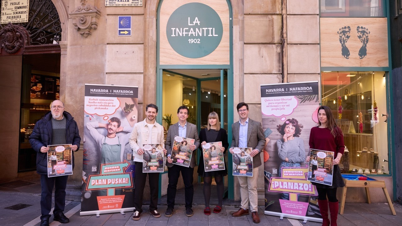 El consejero Irujo presenta una campaña de prestigio de los comerciantes
