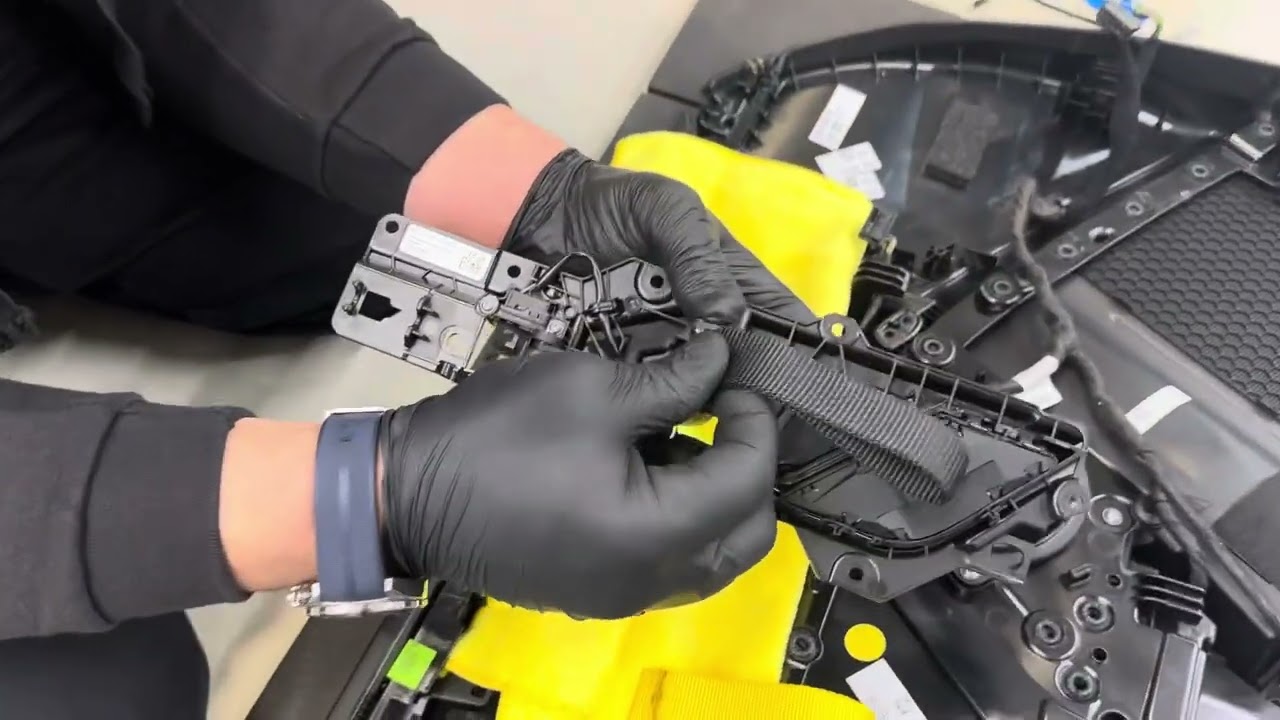 Changing the door pull loops in a Porsche 992.1 911 GT3RS