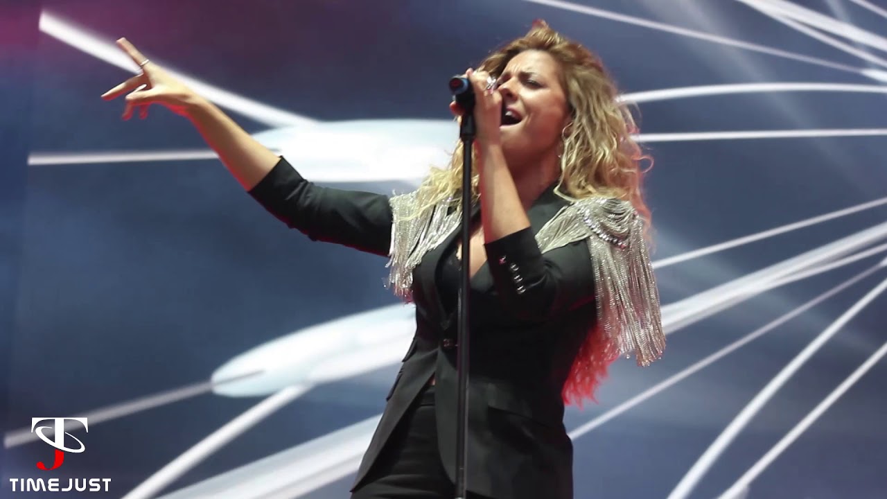 MIRIAM RODRÍGUEZ levanta al Wanda con su tema con PABLO LÓPEZ