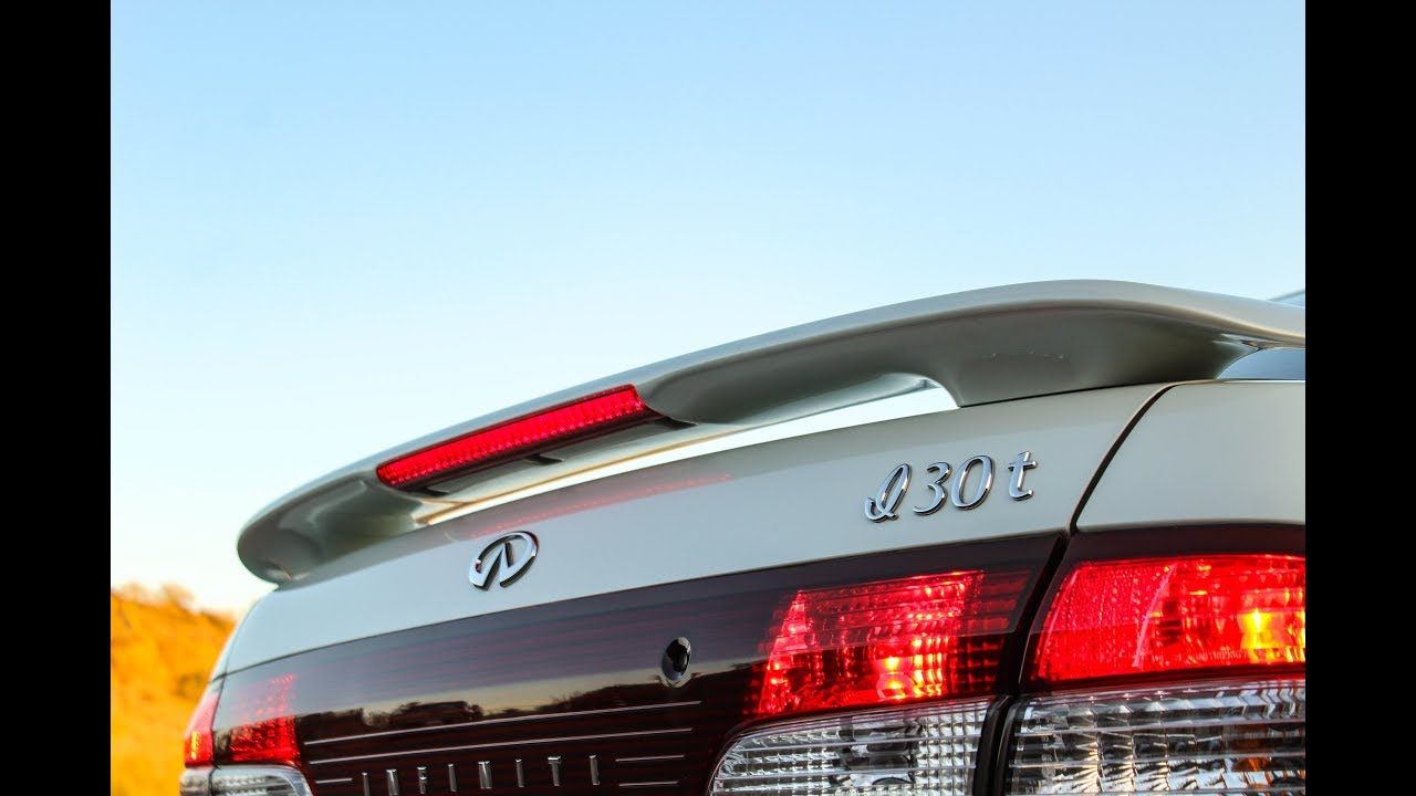 1999 Infiniti I30t 5-Speed:  Walkaround & Short Drive - October 2017