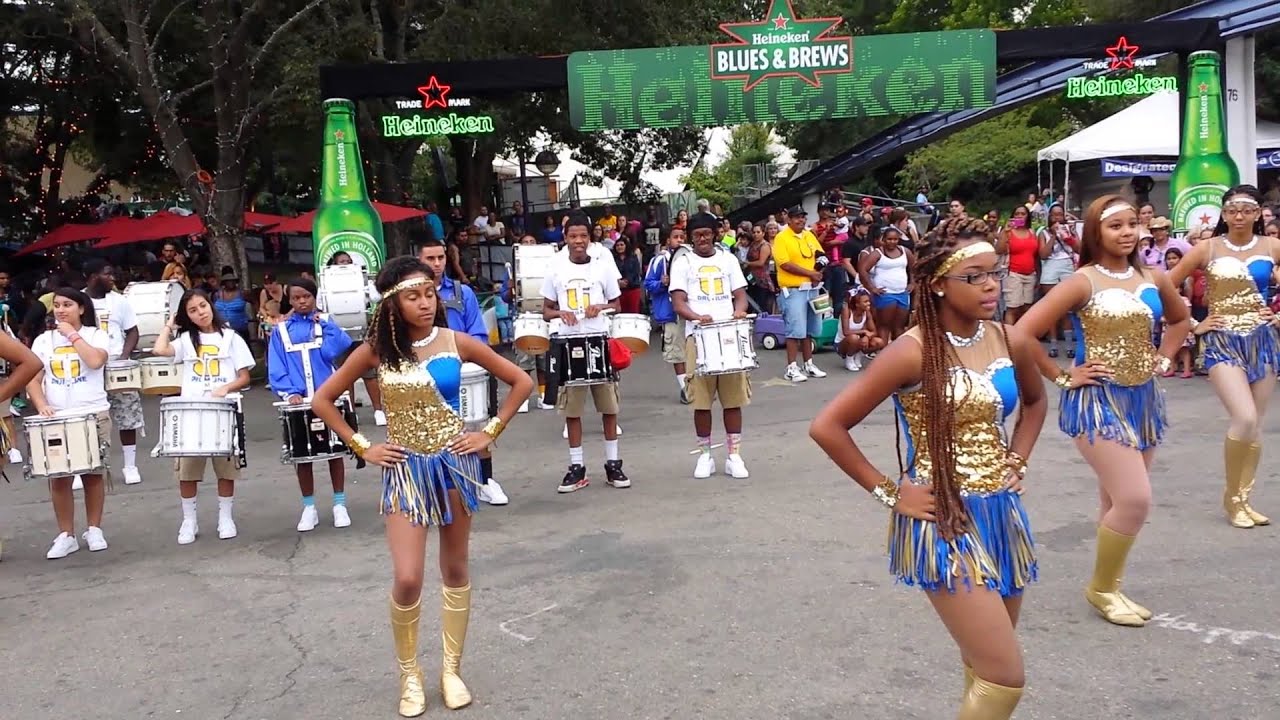 Grant High School Pacerettes