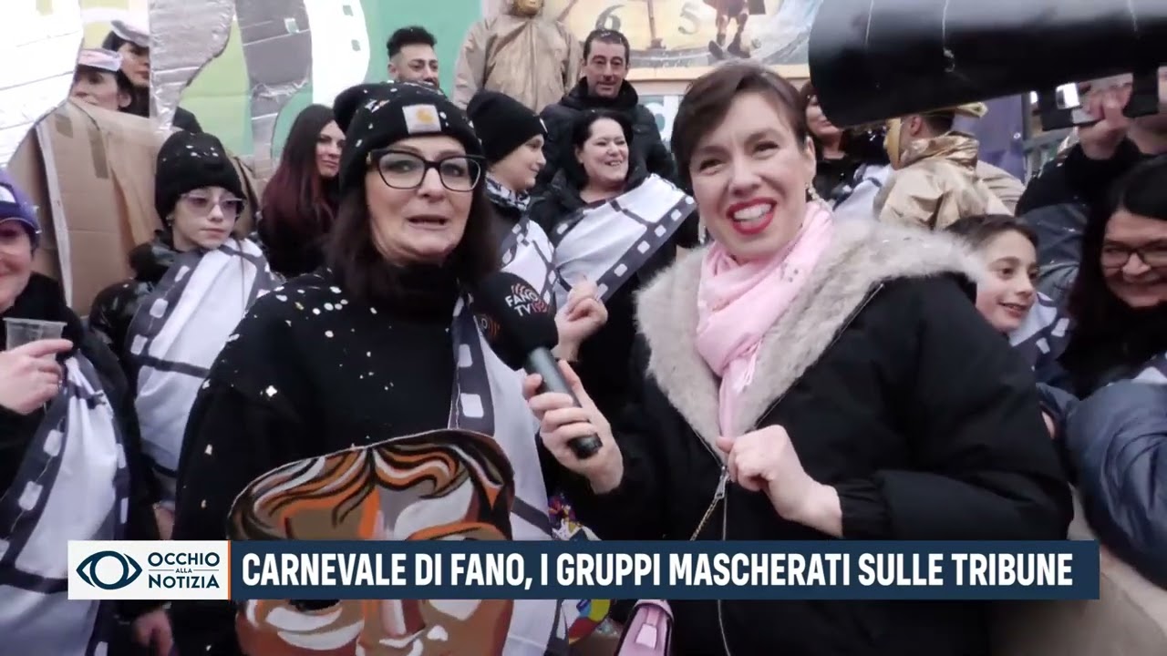 Carnevale di Fano, i gruppi mascherati sulle tribune