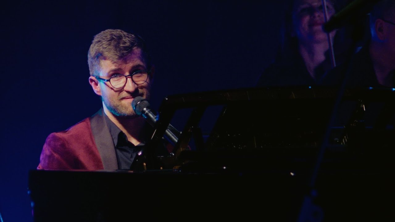 Michal Horák & Filharmonie Hradec Králové – Říkej lidem, co máš rád, že je máš rád (Live)