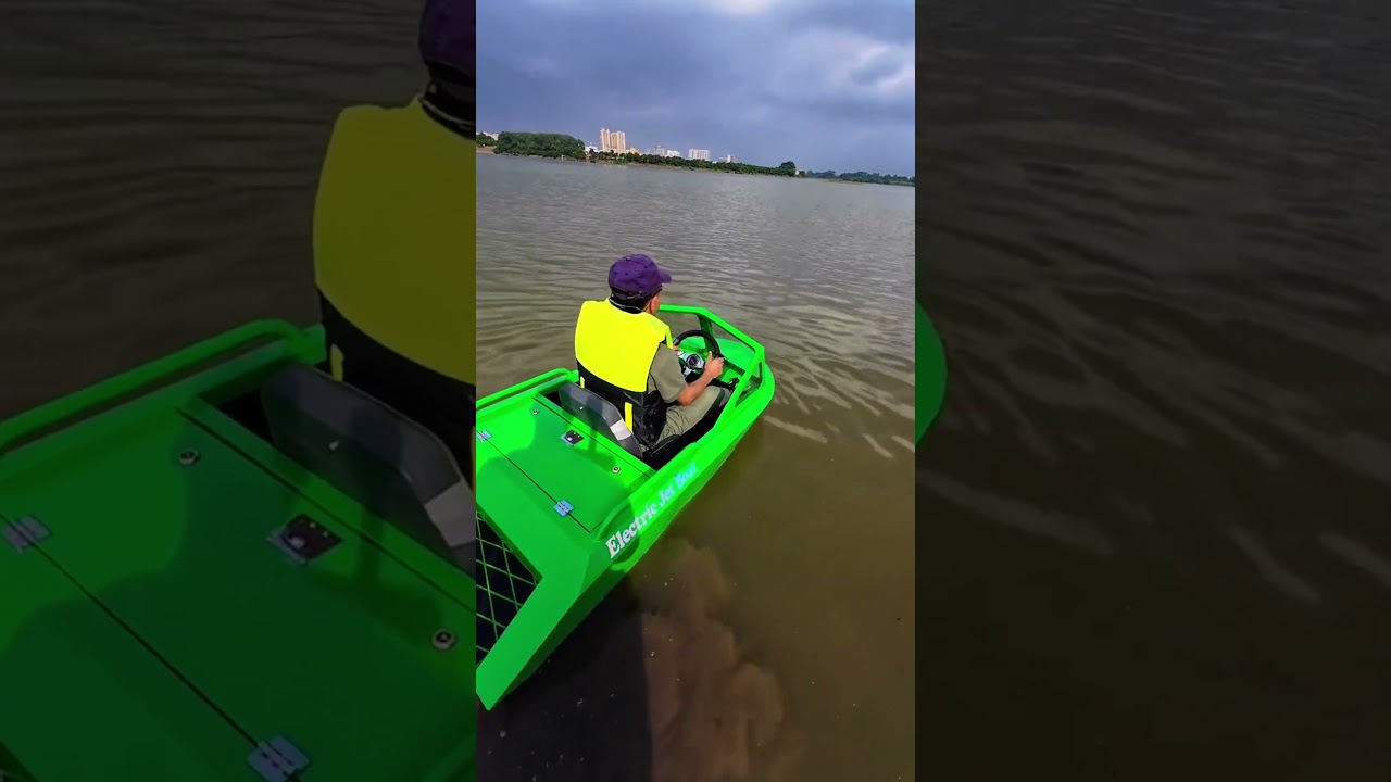 First time mini jet boating! #jetboat #shortsvideo #shorts