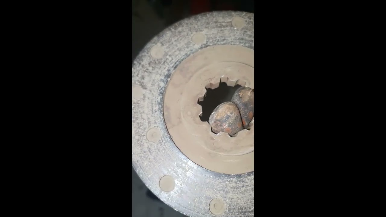 Undo brakes on Volvo BM 400