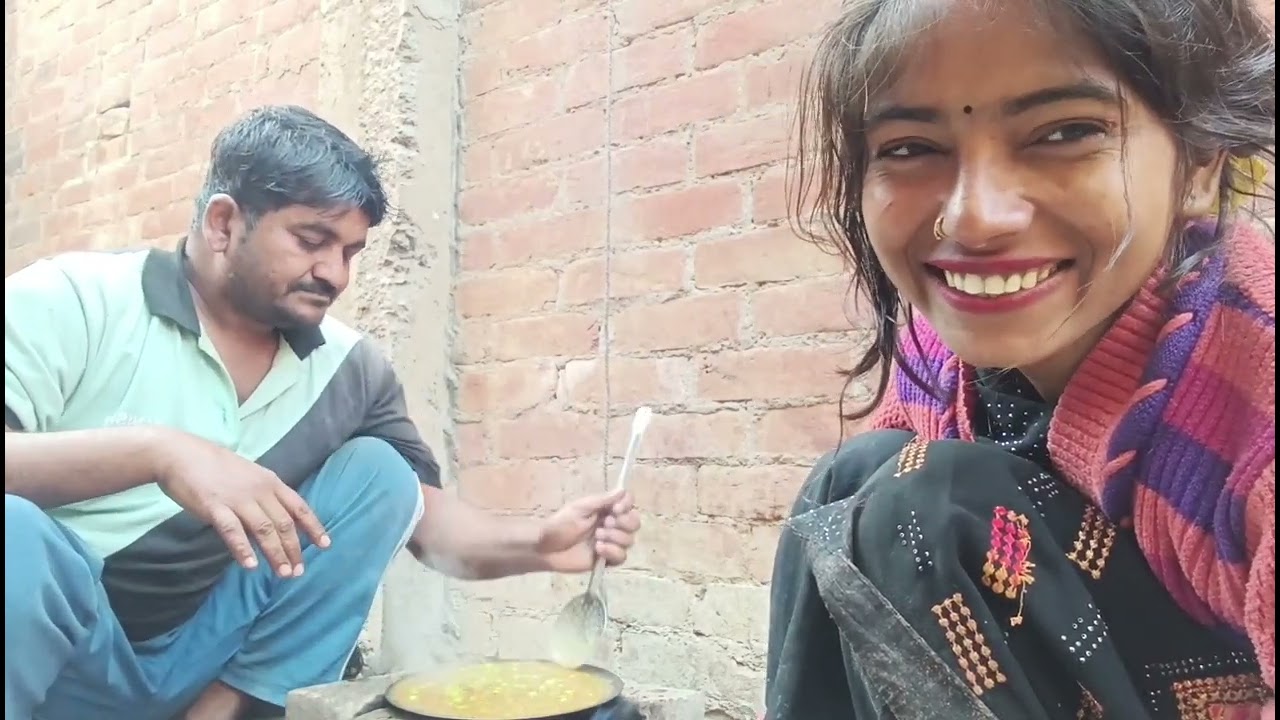 आज हमारे पति जी क्या कर रहे हैंकिचन में 😂😅#video #funny #nayenawelidulhanparpehledin 