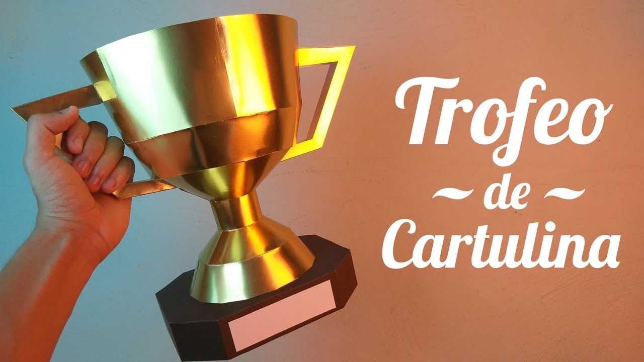 DIY Cómo hacer un Trofeo con Cartulina muy fácil y rápido | Momuscraft