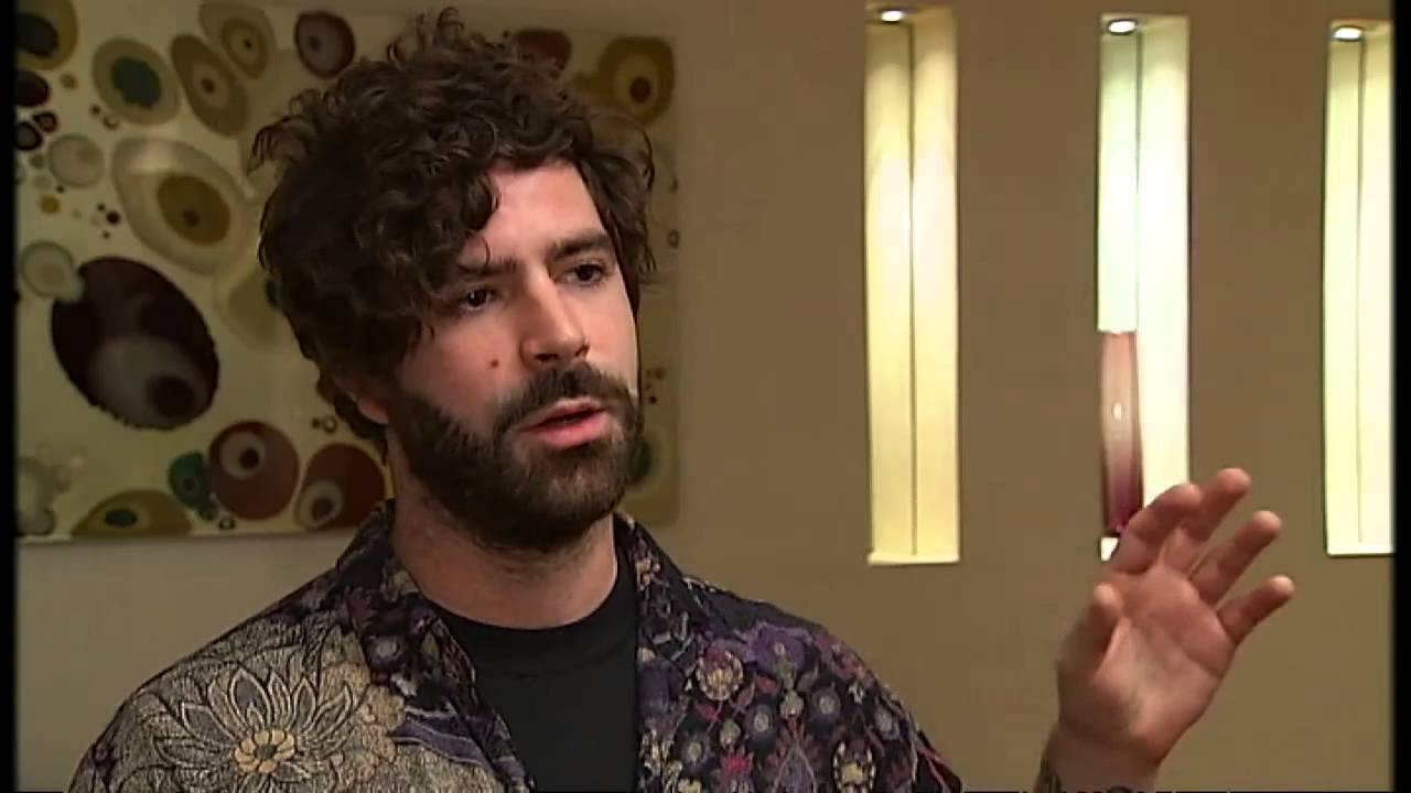 Foals frontman slams Spotify, says fans should 'steal' rather than stream