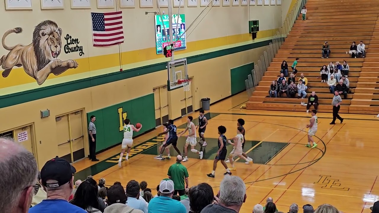 Meadowdale vs Lynden varsity 