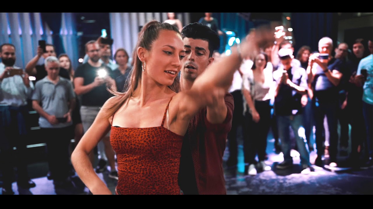 Romeo Santos- Inmortal ( Alain y Eve )