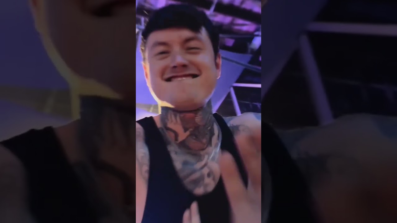 Noah Sebastian #badomens#noahsebastian#singer#music#metalcore #shorts